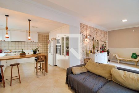 Sala de casa à venda com 4 quartos, 220m² em Jardim Londrina, São Paulo