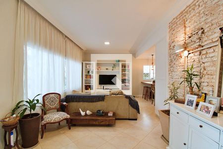 Sala de casa à venda com 4 quartos, 220m² em Jardim Londrina, São Paulo