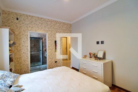 Casa à venda com 220m², 4 quartos e 4 vagasSuíte 3