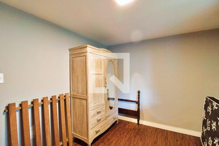 Casa à venda com 220m², 4 quartos e 4 vagasQuarto de Serviço