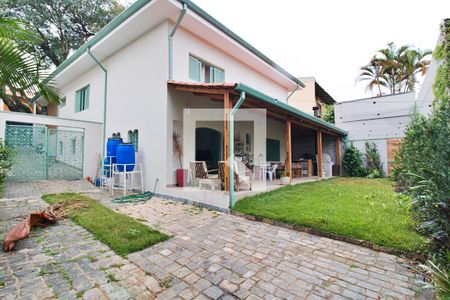 Casa à venda com 220m², 4 quartos e 4 vagasÁrea Externa