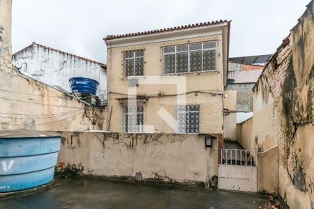 Apartamento para alugar com 62m², 2 quartos e sem vaga Apartamento para alugar com 62m², 2 quartos e sem vagaFachada interna do bloco (fundos)