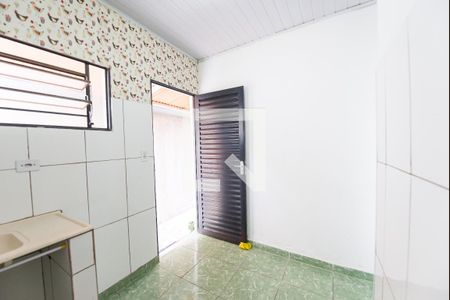 Cozinha e Área de Serviço de casa para alugar com 1 quarto, 30m² em Jardim Mourisco, Taubaté