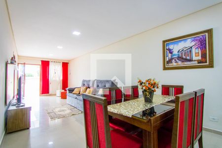 Sala de casa à venda com 6 quartos, 312m² em Vila Guarani, Santo André