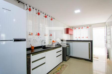 Casa à venda com 312m², 6 quartos e 6 vagasCozinha