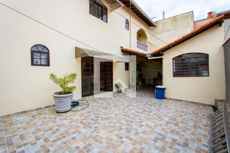 Casa à venda com 312m², 6 quartos e 6 vagasQuintal