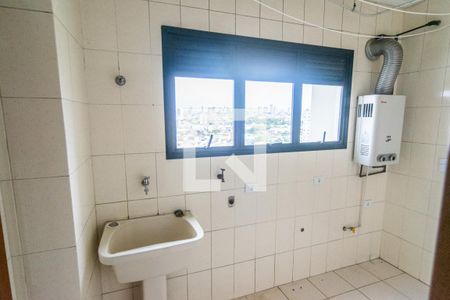 Apartamento para alugar com 116m², 3 quartos e 3 vagas Apartamento para alugar com 116m², 3 quartos e 3 vagasÁrea de Serviço