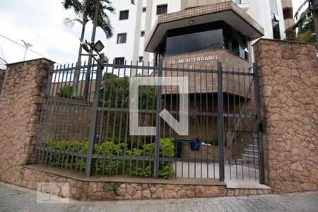 Apartamento para alugar com 116m², 3 quartos e 3 vagas Apartamento para alugar com 116m², 3 quartos e 3 vagasFachada