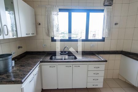Apartamento para alugar com 116m², 3 quartos e 3 vagas Apartamento para alugar com 116m², 3 quartos e 3 vagasCozinha