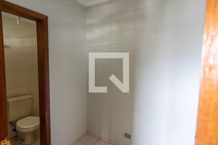 Apartamento para alugar com 116m², 3 quartos e 3 vagas Apartamento para alugar com 116m², 3 quartos e 3 vagasBanheiro de Serviço