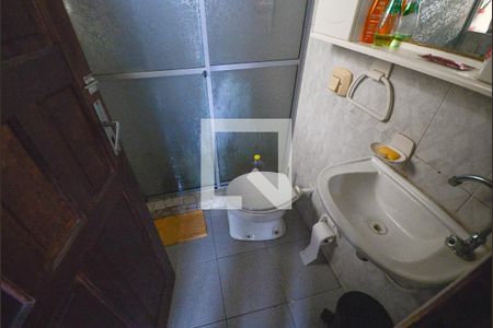 Casa à venda com 193m², 6 quartos e 2 vagasBanheiro Social Superior