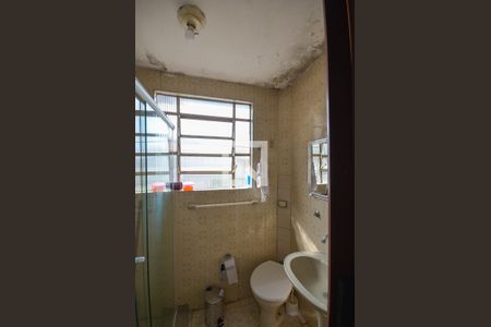 Casa à venda com 193m², 6 quartos e 2 vagasBanheiro