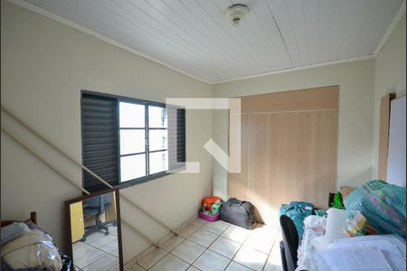 Quarto 2 de casa à venda com 6 quartos, 193m² em Vila Santo Estéfano, São Paulo