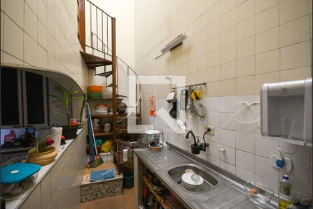 Casa à venda com 193m², 6 quartos e 2 vagasCozinha