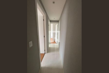 Corredor de apartamento para alugar com 2 quartos, 50m² em Engenho Novo, Rio de Janeiro