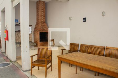 Apartamento para alugar com 50m², 2 quartos e 1 vaga Apartamento para alugar com 50m², 2 quartos e 1 vagaÁrea comum - Churrasqueira