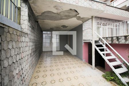 Casa à venda com 100m², 2 quartos e 2 vagasGaragem