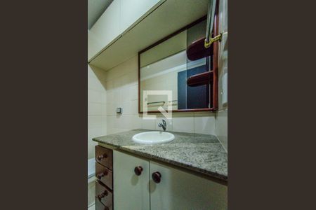 Banheiro da Suíte de apartamento para alugar com 3 quartos, 97m² em Botafogo, Campinas