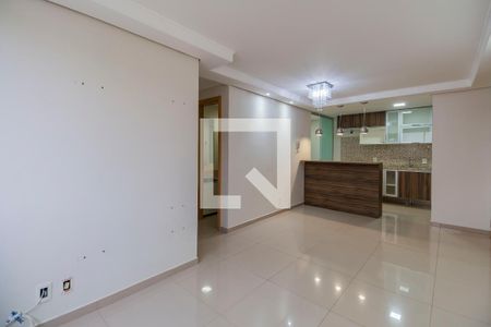 Sala  de apartamento para alugar com 3 quartos, 68m² em Jardim Carvalho, Porto Alegre