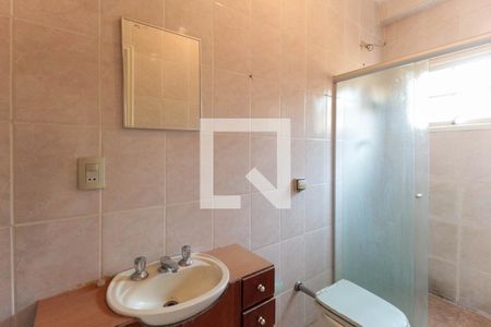 Casa à venda com 340m², 5 quartos e 8 vagas Casa à venda com 340m², 5 quartos e 8 vagasBanheiro