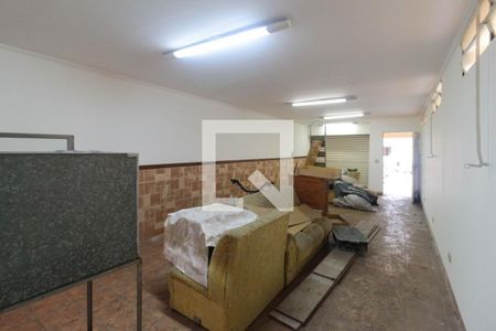 Casa à venda com 340m², 5 quartos e 8 vagas Casa à venda com 340m², 5 quartos e 8 vagasGaragem