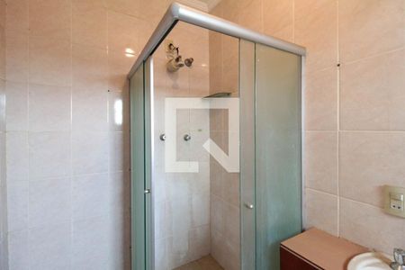 Casa à venda com 340m², 5 quartos e 8 vagas Casa à venda com 340m², 5 quartos e 8 vagasBanheiro