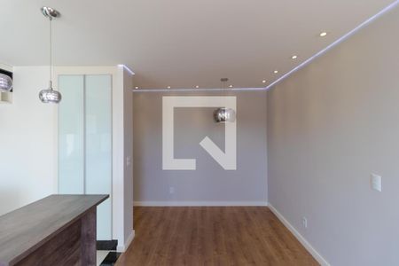 Salas de apartamento à venda com 2 quartos, 47m² em Vila Satúrnia, Campinas