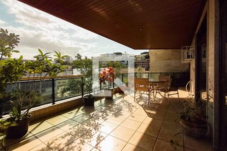 Varanda da Sala de apartamento à venda com 4 quartos, 222m² em Jardim Guanabara, Rio de Janeiro