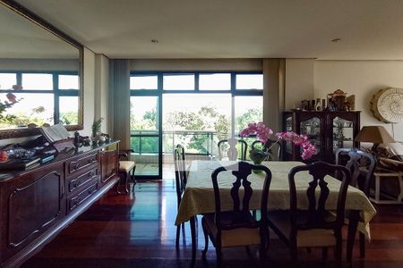 Sala de apartamento à venda com 4 quartos, 222m² em Jardim Guanabara, Rio de Janeiro