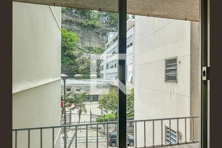 Quarto 1 - Vista de apartamento para alugar com 2 quartos, 79m² em Laranjeiras, Rio de Janeiro