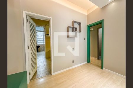 Sala de apartamento para alugar com 2 quartos, 79m² em Laranjeiras, Rio de Janeiro