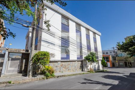 Apartamento à venda com 112m², 3 quartos e 1 vagaFachada