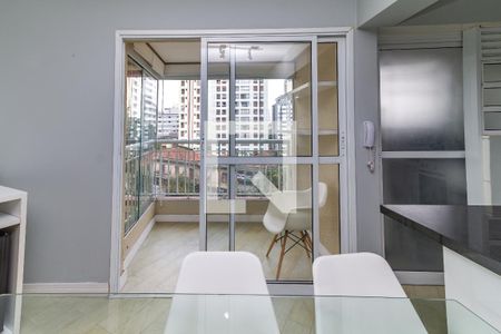 Apartamento para alugar com 65m², 2 quartos e 2 vagas Apartamento para alugar com 65m², 2 quartos e 2 vagasSala