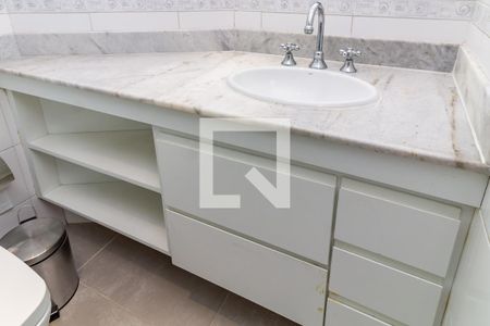 Apartamento para alugar com 65m², 2 quartos e 2 vagas Apartamento para alugar com 65m², 2 quartos e 2 vagasBanheiro da Suíte