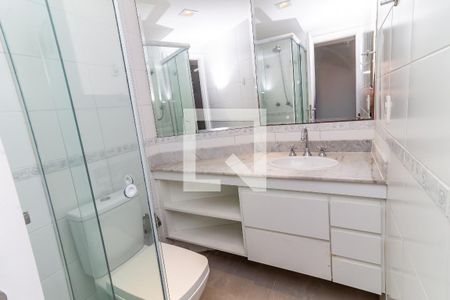 Apartamento para alugar com 65m², 2 quartos e 2 vagas Apartamento para alugar com 65m², 2 quartos e 2 vagasBanheiro da Suíte