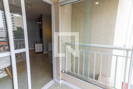 Apartamento para alugar com 65m², 2 quartos e 2 vagas Apartamento para alugar com 65m², 2 quartos e 2 vagasVaranda