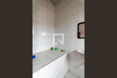 Casa à venda com 426m², 3 quartos e 3 vagasBanheiro piso superior 