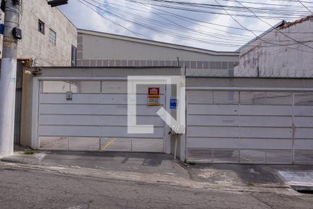 Casa de condomínio à venda com 68m², 2 quartos e 1 vaga Casa de condomínio à venda com 68m², 2 quartos e 1 vagaFachada