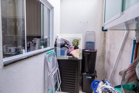 Casa de condomínio à venda com 68m², 2 quartos e 1 vaga Casa de condomínio à venda com 68m², 2 quartos e 1 vagaLavanderia