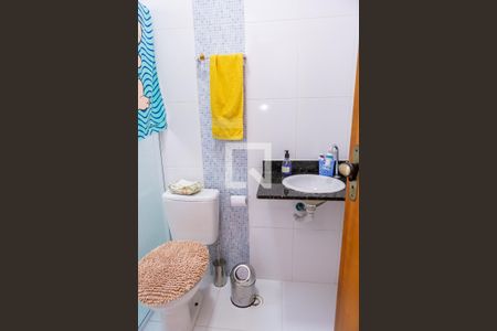 Casa de condomínio à venda com 68m², 2 quartos e 1 vaga Casa de condomínio à venda com 68m², 2 quartos e 1 vagaBanheiro do Quarto 2