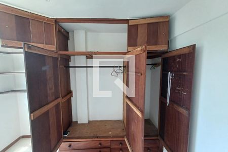 Apartamento à venda com 50m², 2 quartos e 1 vagaQuarto 2 - Armários