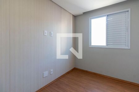 Quarto 2 de apartamento para alugar com 2 quartos, 46m² em Itaquera, São Paulo