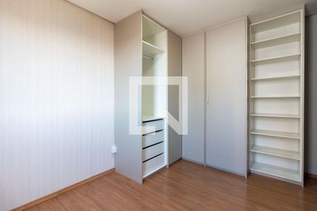 Quarto 2 de apartamento para alugar com 2 quartos, 46m² em Itaquera, São Paulo
