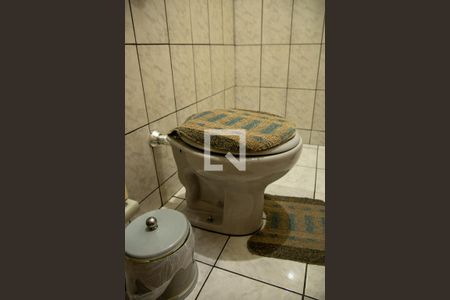 Casa à venda com 230m², 3 quartos e 2 vagasBanheiro 2