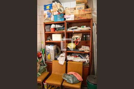 Casa à venda com 230m², 3 quartos e 2 vagasÁrea de Serviço