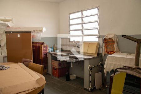 Casa à venda com 230m², 3 quartos e 2 vagasQuarto de Serviço