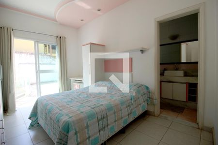 Casa de condomínio para alugar com 308m², 3 quartos e 3 vagasSuíte 3