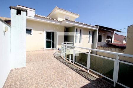 Casa de condomínio para alugar com 308m², 3 quartos e 3 vagasvaranda