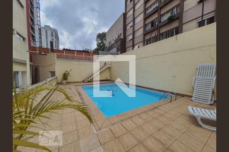 Apartamento à venda com 72m², 2 quartos e 1 vaga Apartamento à venda com 72m², 2 quartos e 1 vagaPiscina