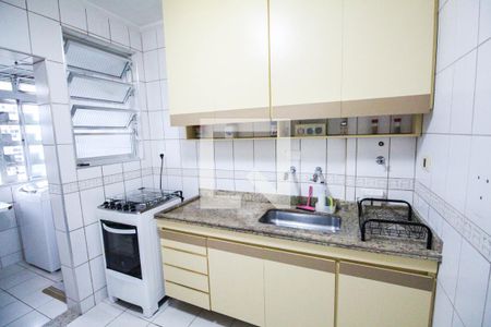 Apartamento à venda com 72m², 2 quartos e 1 vaga Apartamento à venda com 72m², 2 quartos e 1 vagaCozinha